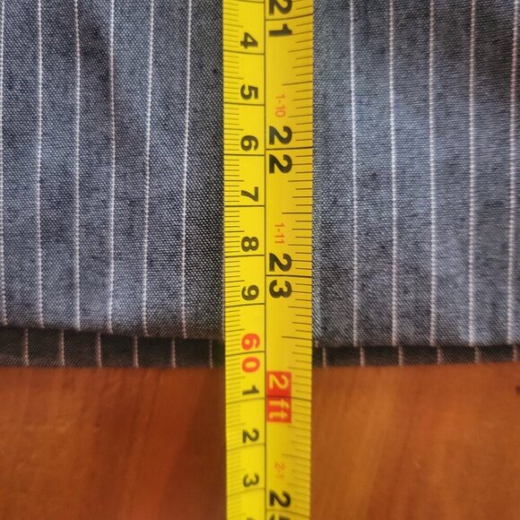 Ann Taylor Gray Pinstriped Lined Pencil Skirt w/Front Slit - Size 12 - Picture 10 of 10